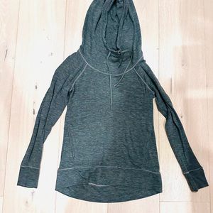 Athleta hooded pullover in dark green